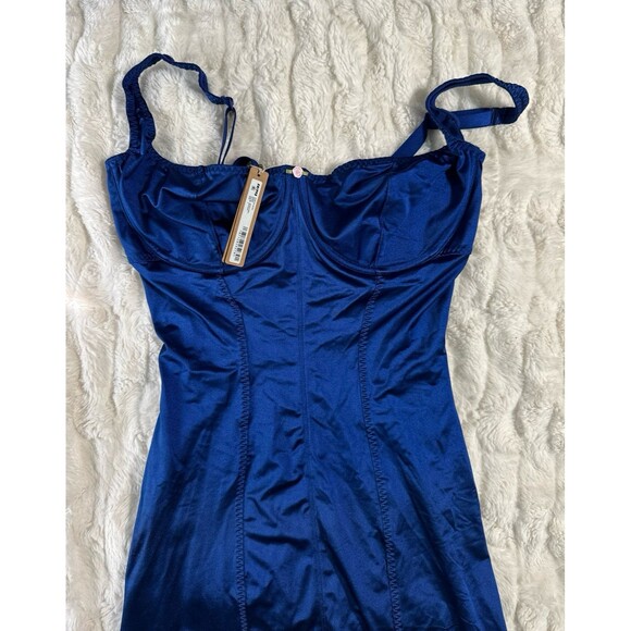 SKIMS NWT Stretch Satin Dress - Neptune size - Picture 4 of 6